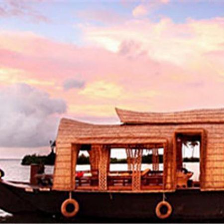 Marvel Cruise Hotell Alappuzha Eksteriør bilde