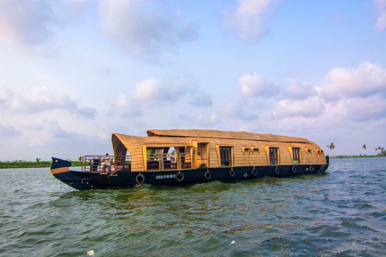 Marvel Cruise Hotell Alappuzha Eksteriør bilde