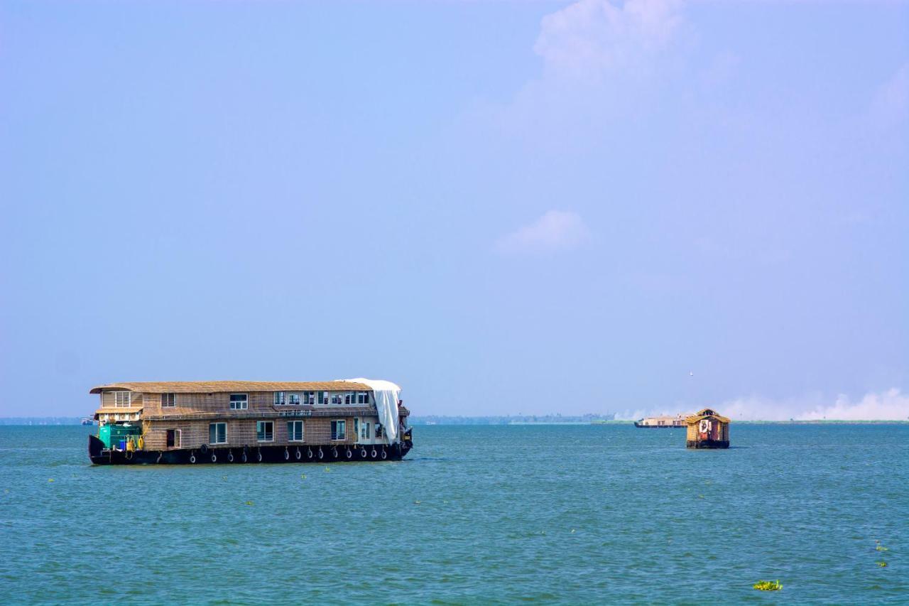 Marvel Cruise Hotell Alappuzha Eksteriør bilde