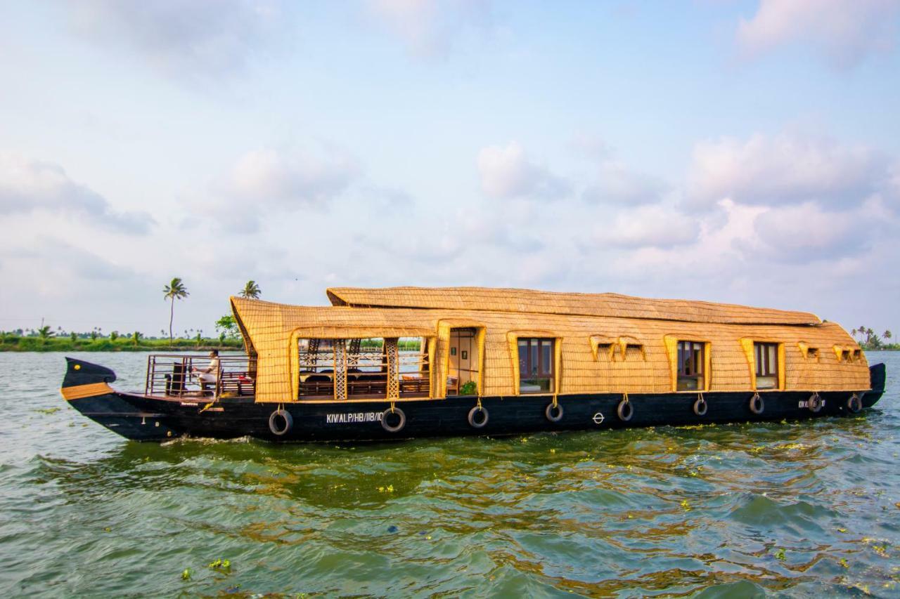 Marvel Cruise Hotell Alappuzha Eksteriør bilde